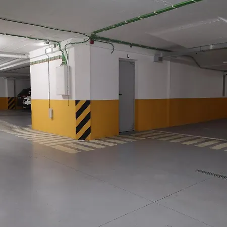 Apartment Apartamento Edf Sol - Free Aircon - By Bedzy