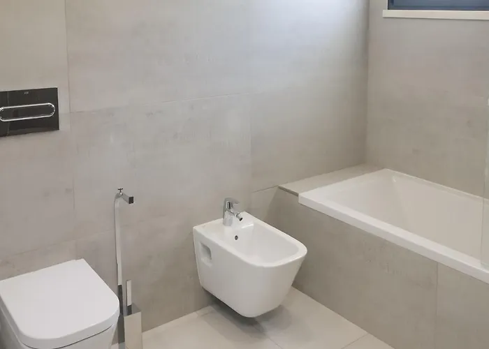 Apartment Apartamento Edf Sol - Free Aircon - By Bedzy